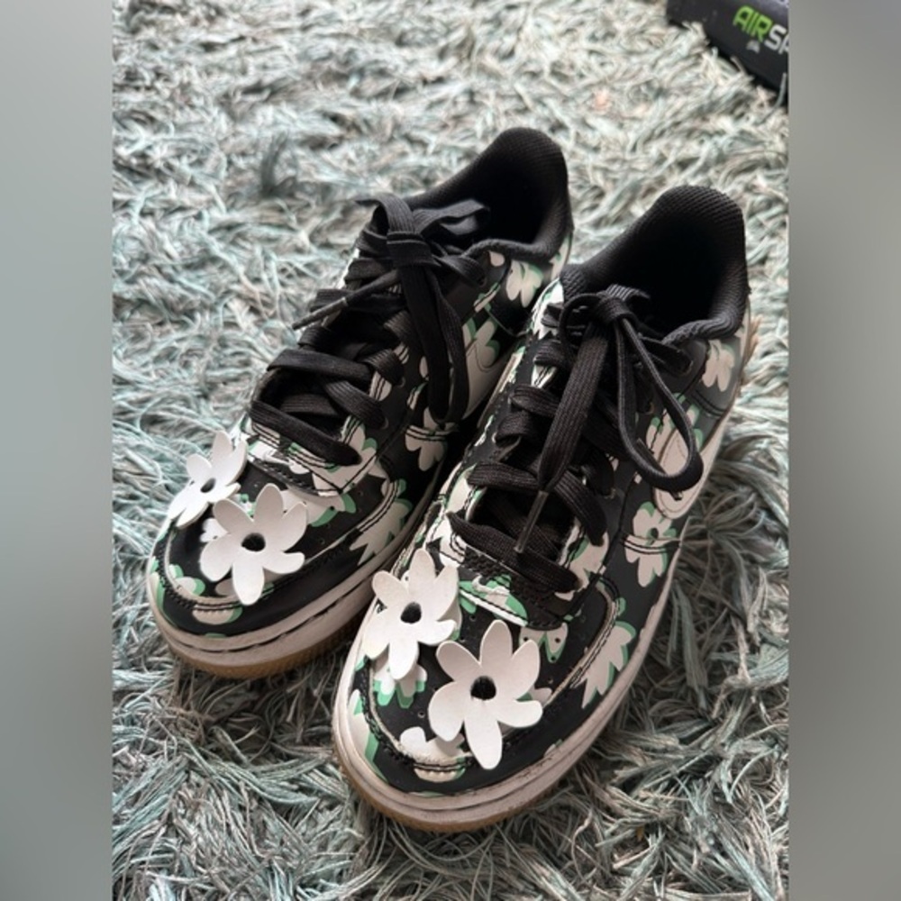 Nike Air Force 1 Low GS Floral Black/White-Green Sneakers Youth Size 3Y